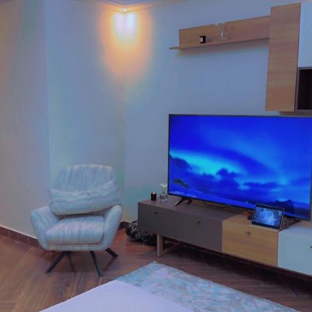 Izbou Travel & Accommodation Dakar Exterior foto