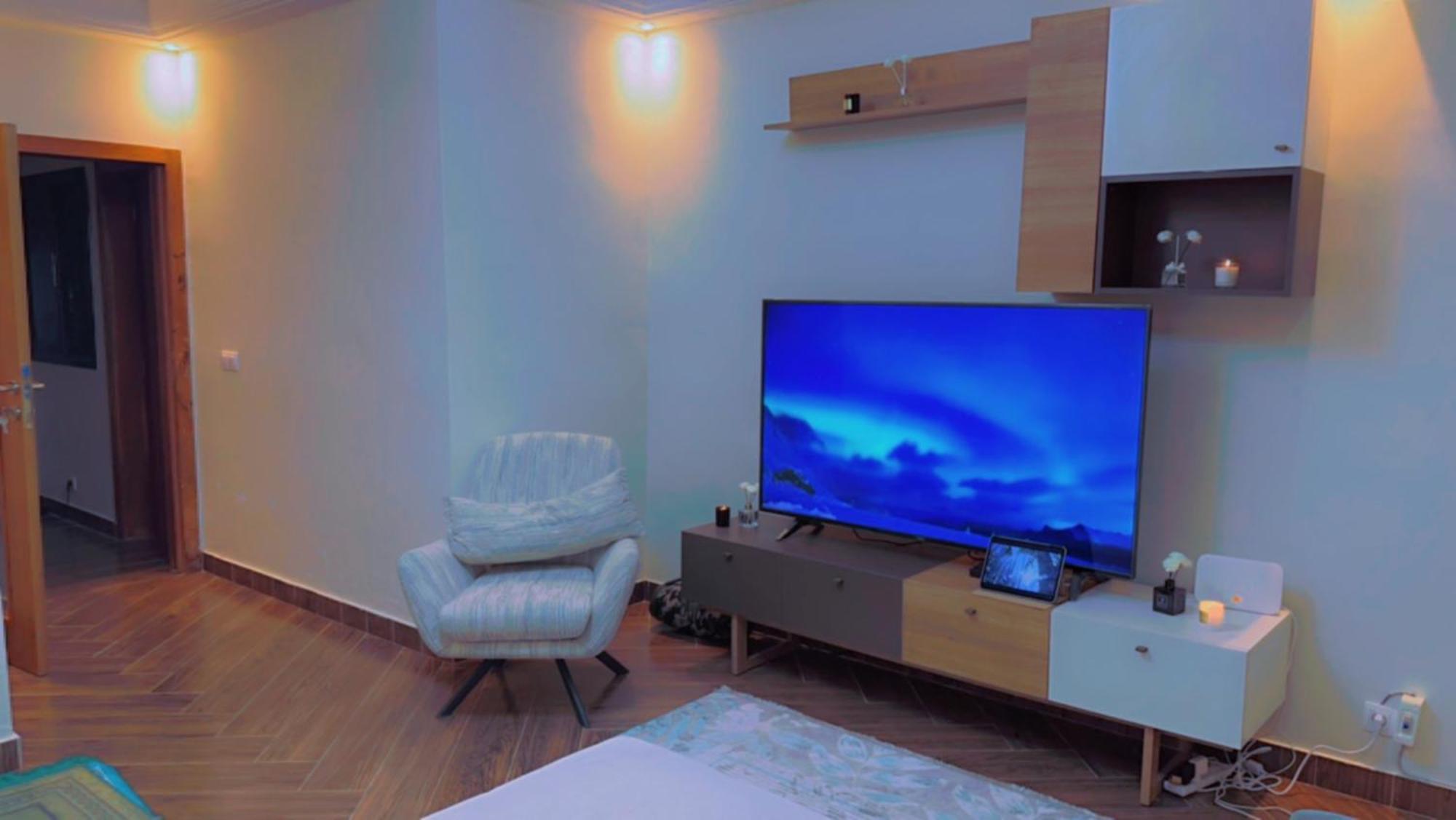 Izbou Travel & Accommodation Dakar Exterior foto