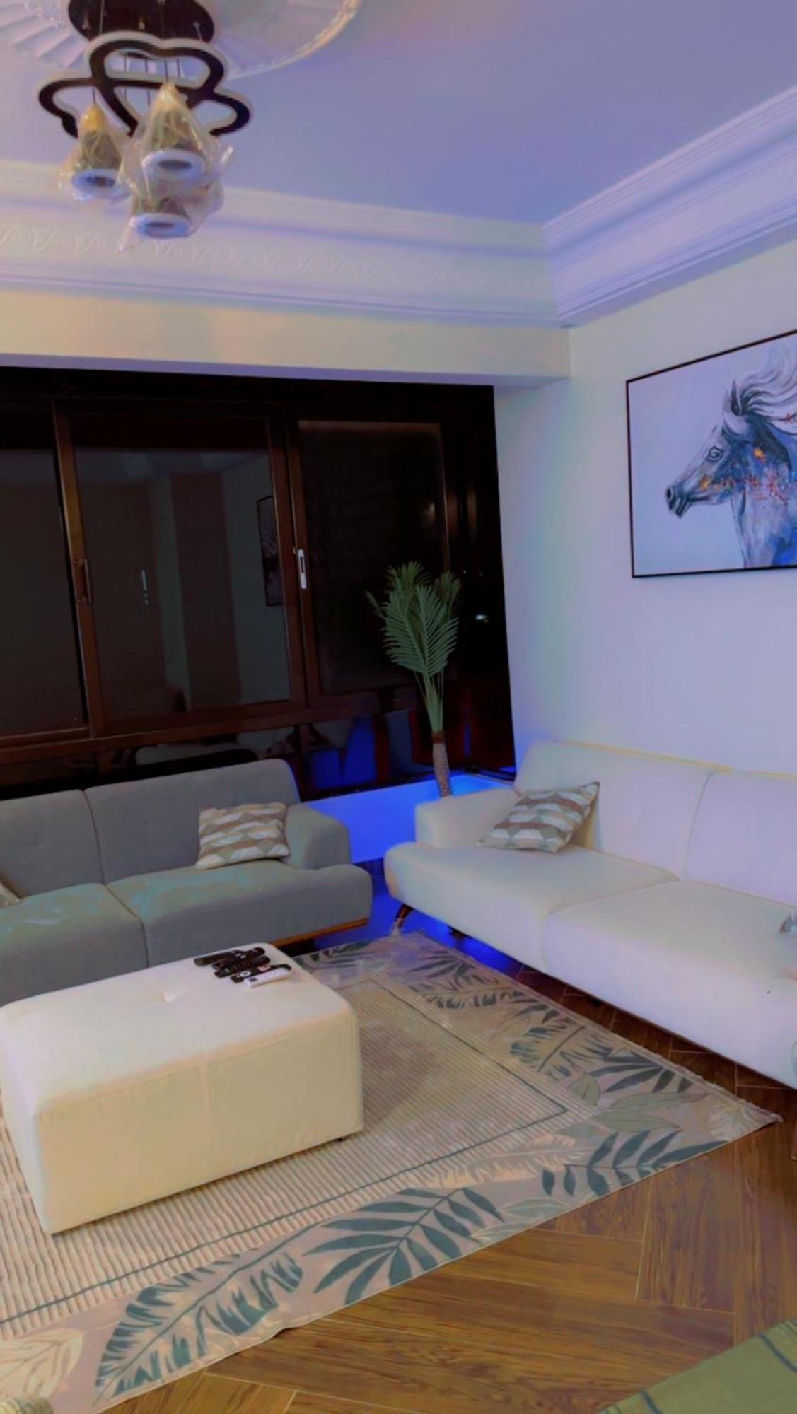 Izbou Travel & Accommodation Dakar Exterior foto